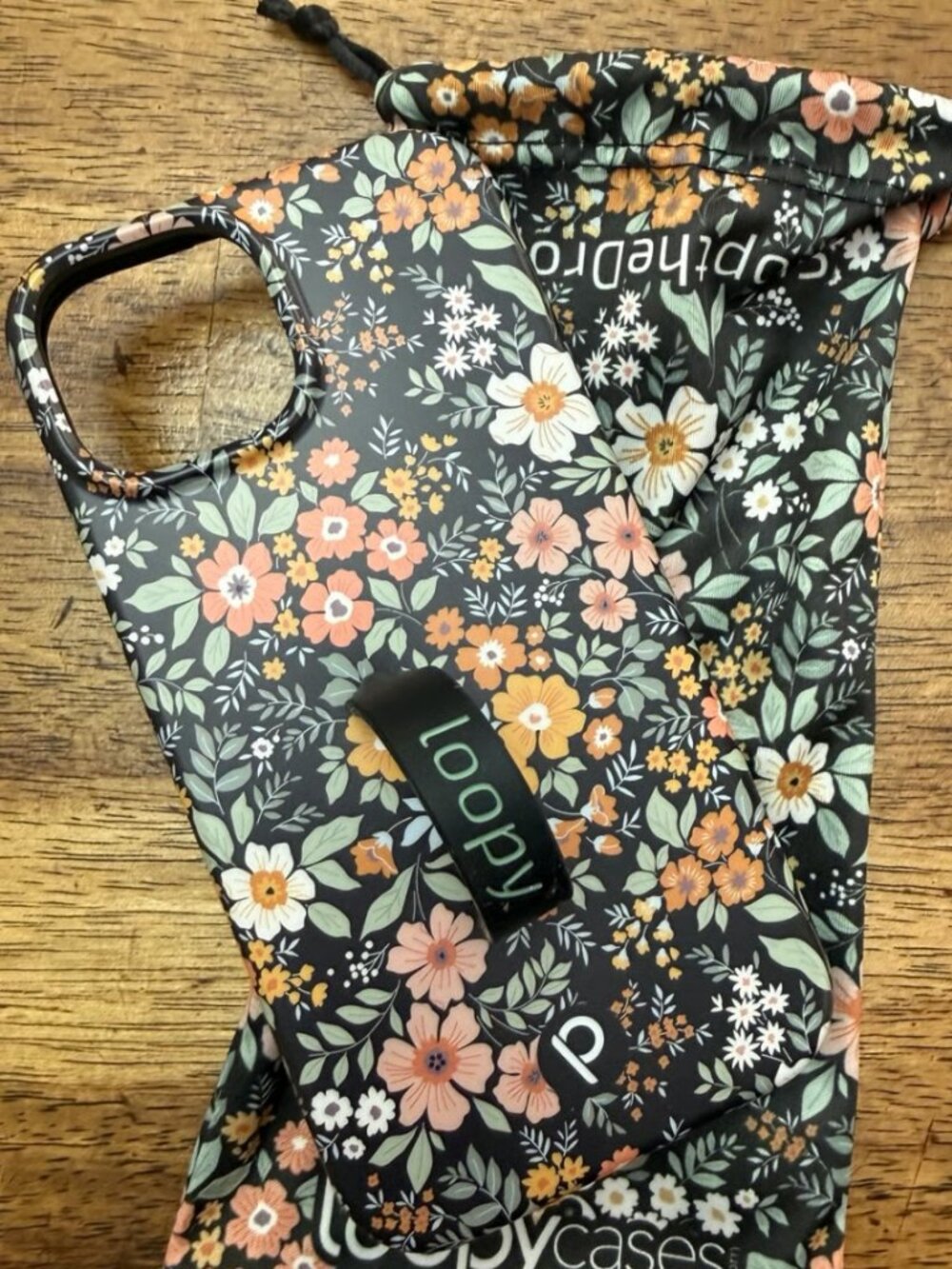 IPHONE 15 REGULAR RIGHTY LOOPY CASE